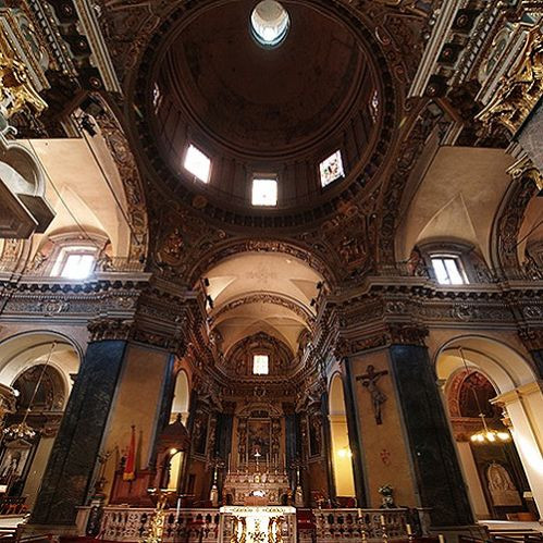 Interieur van de Cathédrale de Sainte-Réparate