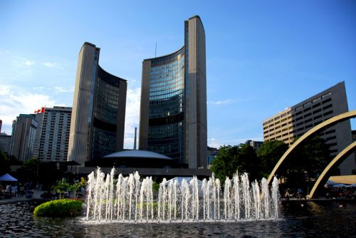 Fontein bij Toronto City Hall