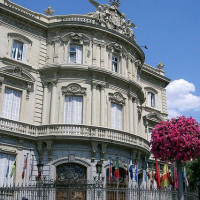 Voorkant van het Palacio de Linares
