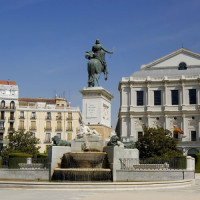 Ruiterstandbeeld op de Plaza de Oriente