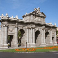 Perk voor de Puerta de Alcalá